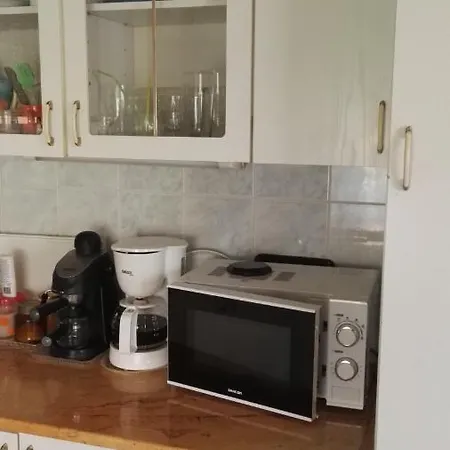 Szanto Apartman דירה