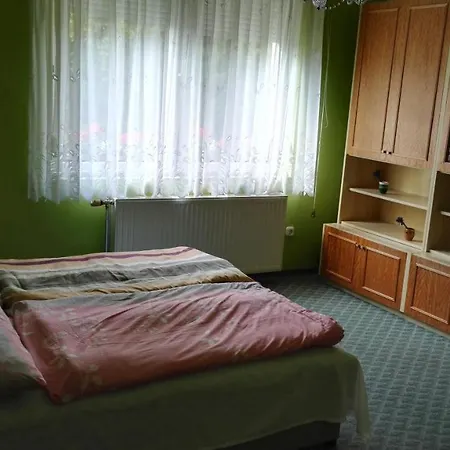 Szanto Apartman